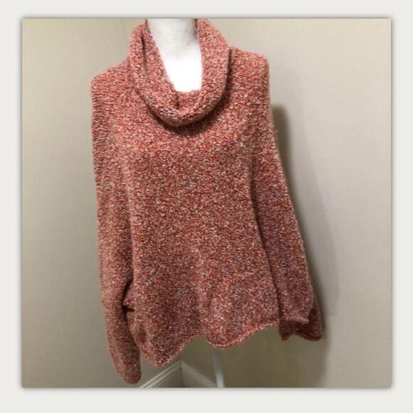 NWT Free People Sweater Size S Oversize
Very soft - Picture 3 of 6
